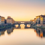 Firenze ponte vecchio al tramonto